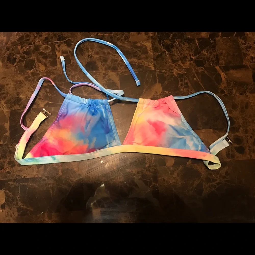 🎉Tie Dye String Bikini Top!